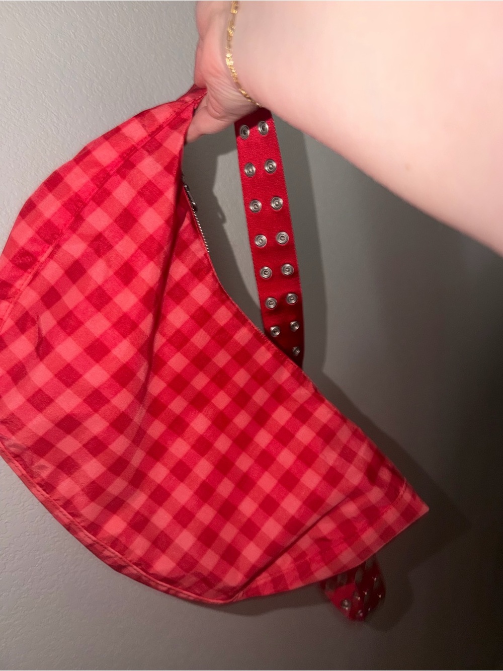 BAGGU Pink and Red Gingham Shoulder Bag with Studded Strap - Picture 2 of 4